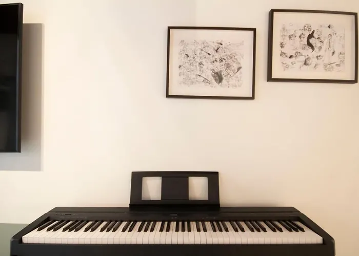 San Lorenzo Apartment *