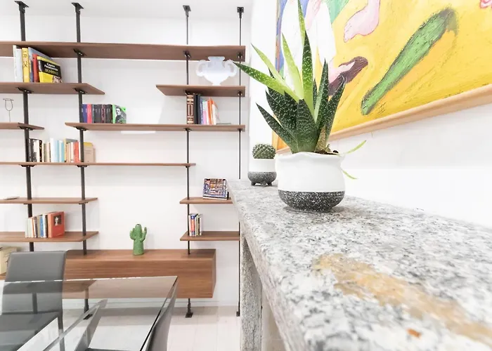 San Lorenzo Apartment *