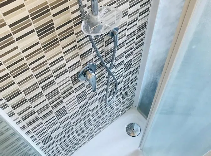 Cozy 3 Km Away From Duomo 아파트 *