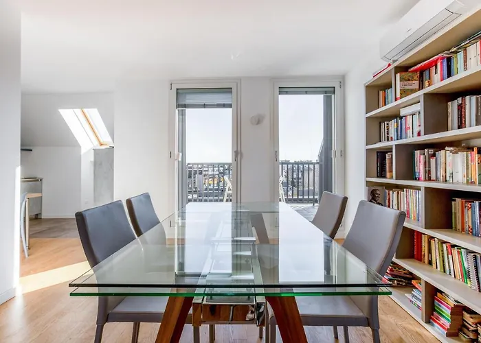 Appartamento Modern With Terrace, Wifi & Ac *