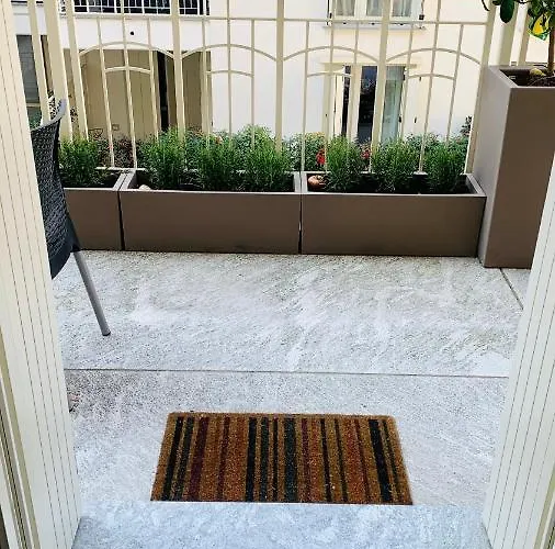 Bocconi-navigli 10 Milán