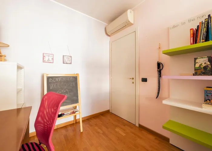 Rogoredo With Garage ミラノ