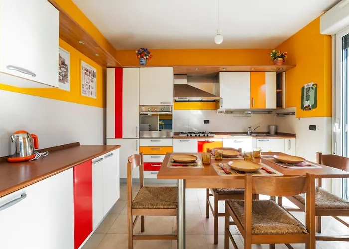 アパート Rogoredo With Garage ミラノ