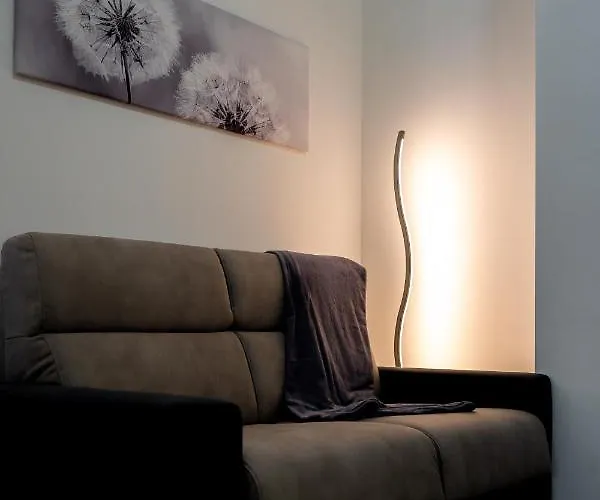 L'arche Lodovico Il Moro - House On The Navigli River *