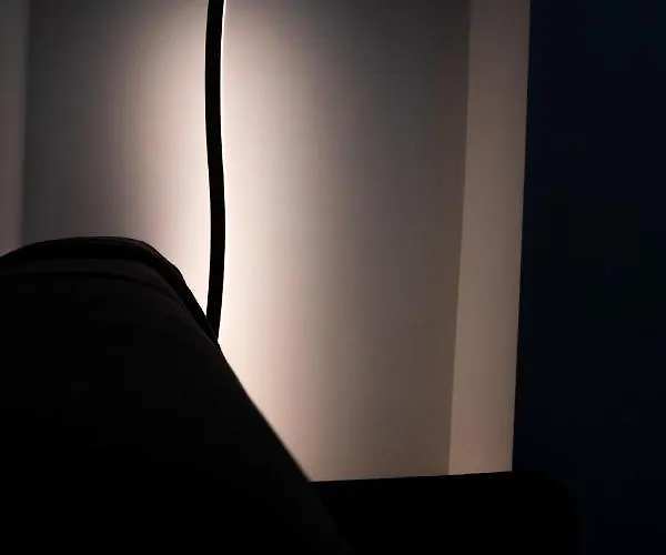 아파트 L'arche Lodovico Il Moro - House On The Navigli River 밀라노