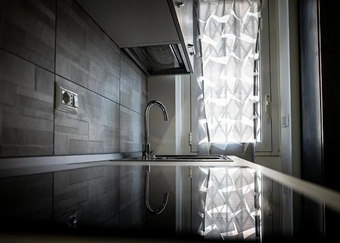 아파트 L'arche Lodovico Il Moro - House On The Navigli River