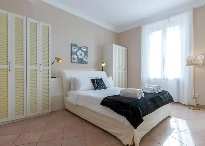 Retreats Navigli Милан