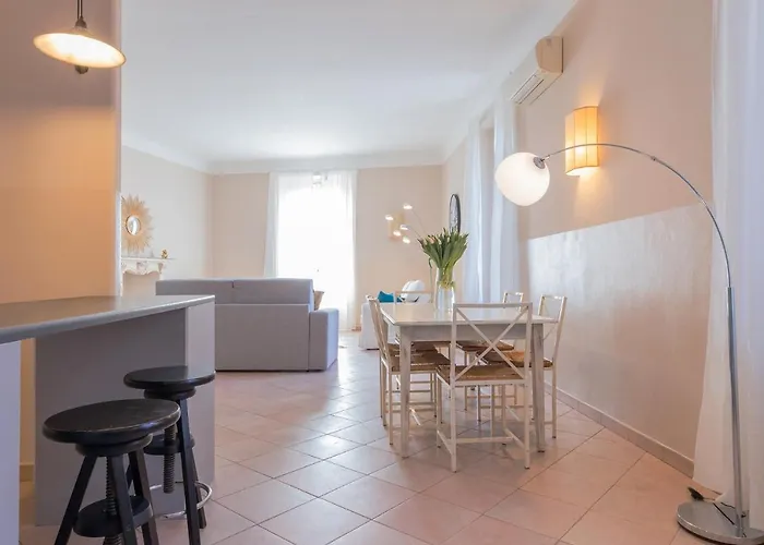 Retreats Navigli Апартаменты Милан