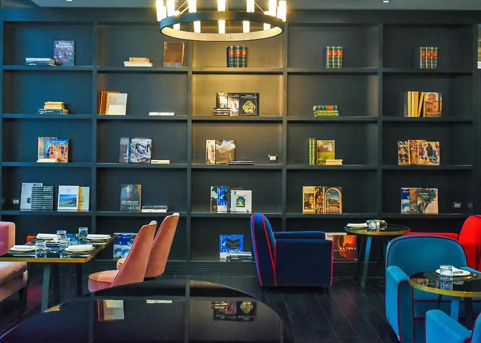 מלון Palazzo Cornalia 5*