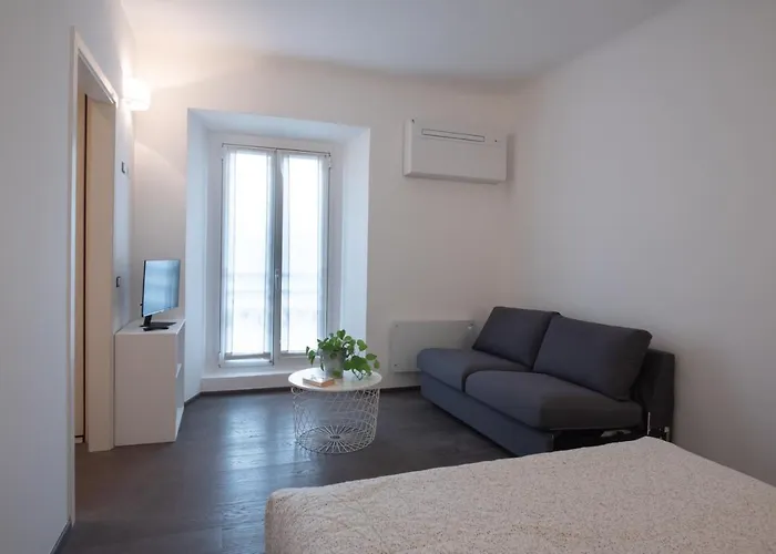 Hostmate - Milano- Savona - Tortona