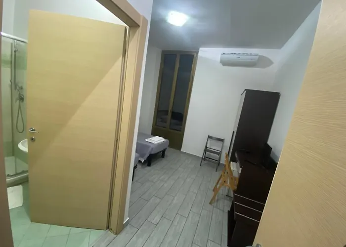 Poma Hotel 3*