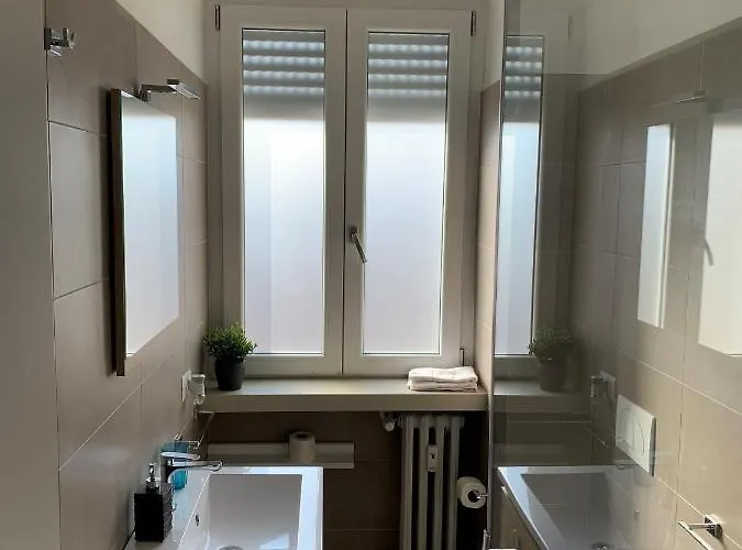 Bright Place Navigli Appartement