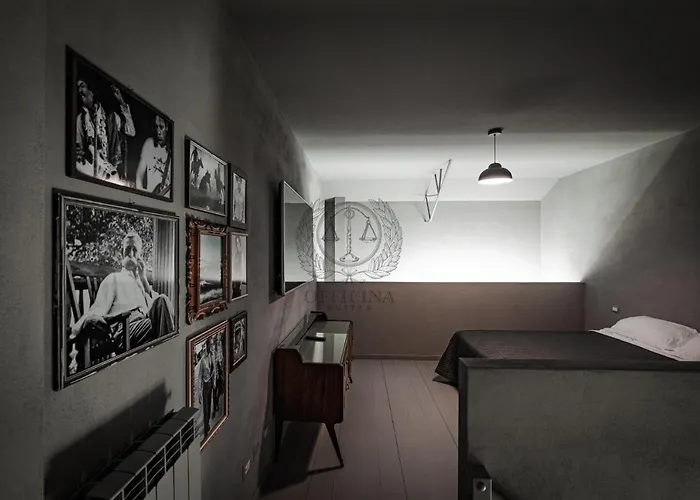 Officina - , Navigli, Bocconi, Movida, Porta Ticinese ミラノ