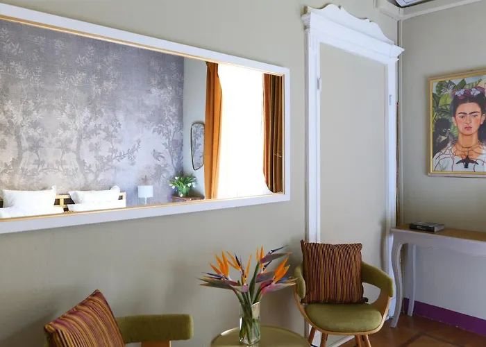 House Of Frames Bed and breakfast *