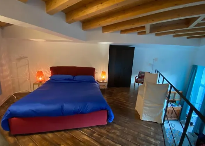 Open Space City Center Con Terrazzo E Due Bagni Apartment *