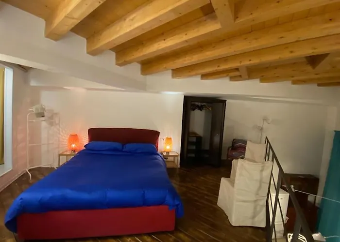 Open Space City Center Con Terrazzo E Due Bagni *