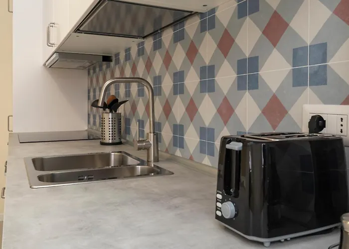 Joivy Modern 2bed Flat With Balcony, 250m From M5 Foppa And M2 Sant'agostino Apartament *