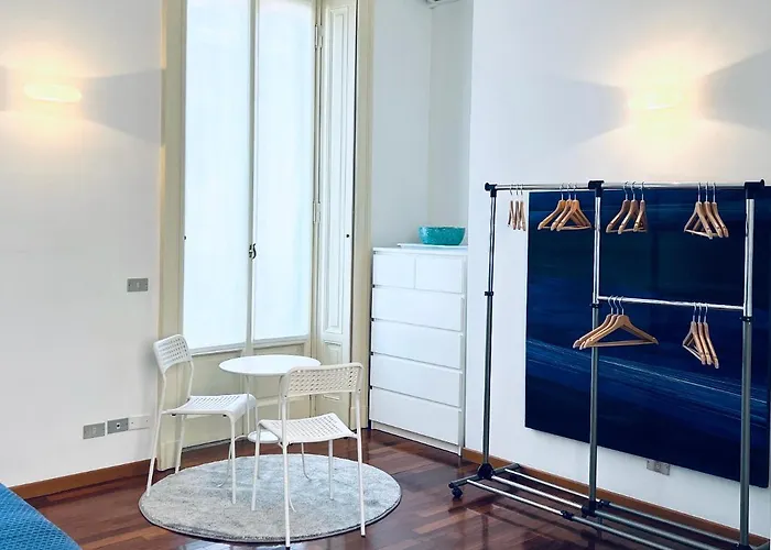 Affittacamere Design Ampio E Luminoso Milano