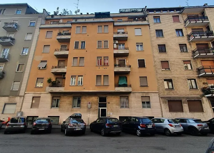 Apartment Tolstoj Metro Apartment Milano *