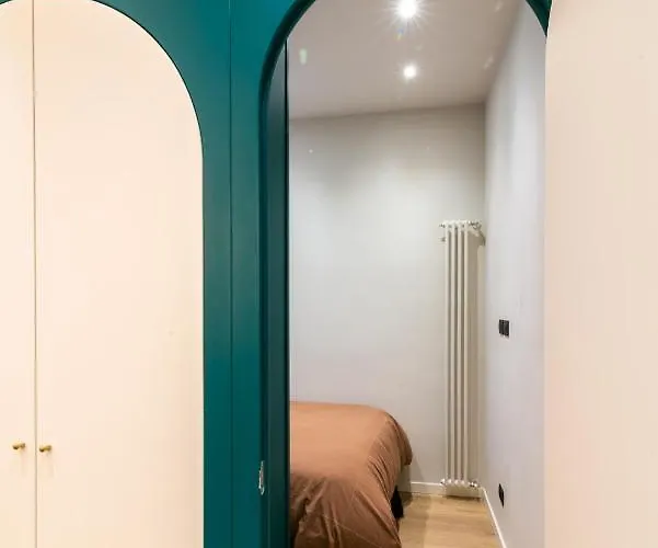 Youhosty - Borgonuovo 4 Μιλάνο