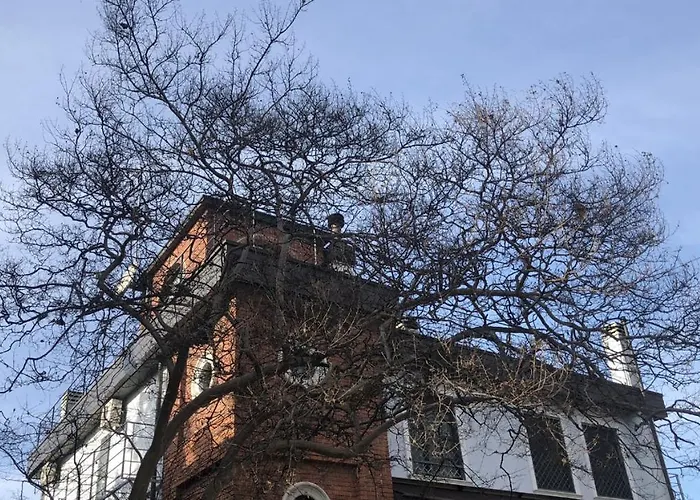 Camilla Easy Metro 4 3*