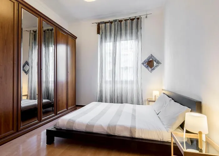 Happy & Beautiful Flat In Apartamento Milán
