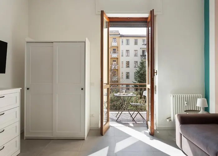 Hostmate - - Botticelli - Citta Studi Апартаменты *