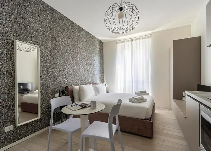 Italianway - The B Village Business *