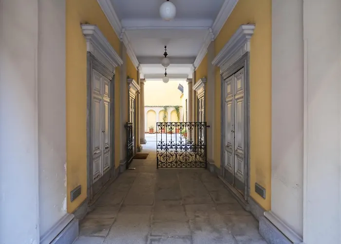 公寓 Castello Luxury - In The Heart Of