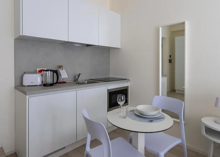 Apartment Italianway - The B Village Business