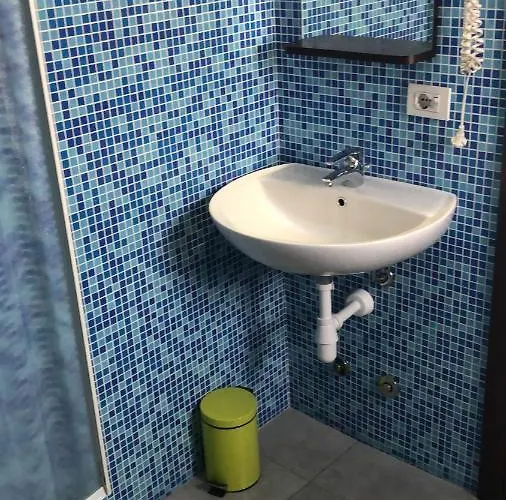 Camilla Easy Metro 4 3* Milaan