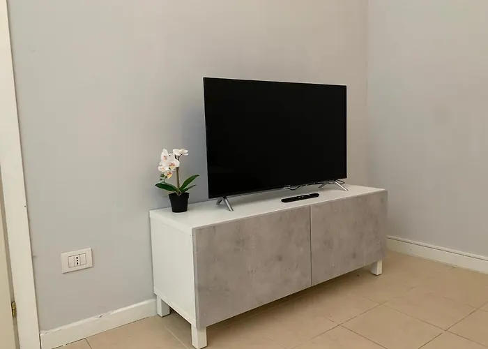 דירה Bilocale Di Ringhiera In Corso Como/garibaldi מילאנו