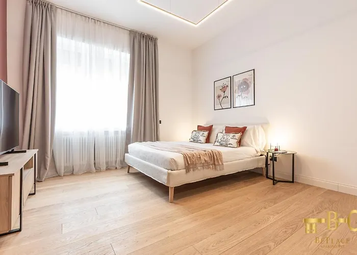 Beplace In San Babila * Milánó