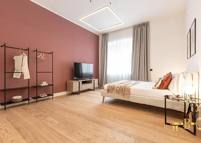 Beplace In San Babila * Milánó