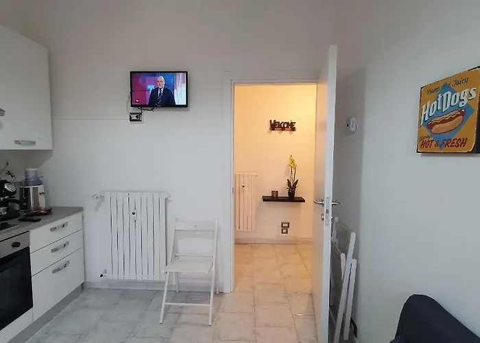 Apartment Tolstoj Metro Apartment Milano *