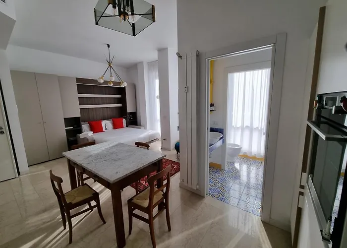 Ampio Ed Incantevole Monolocale A Citylife