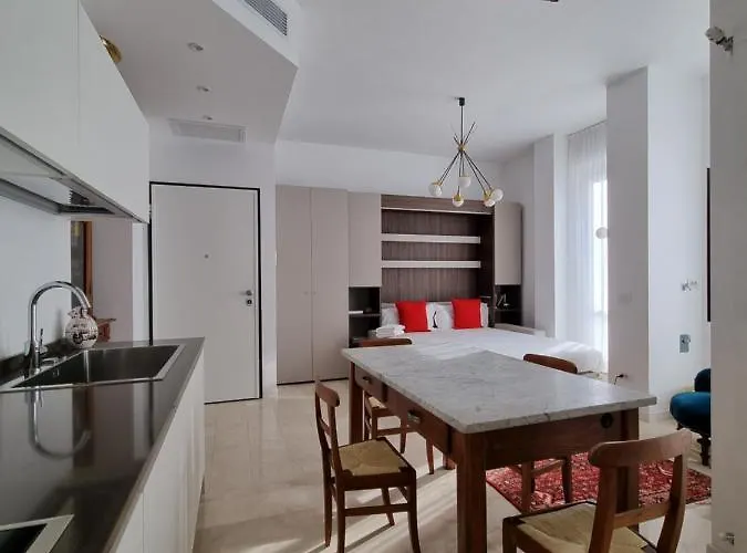 Ampio Ed Incantevole Monolocale A Citylife Lejlighed