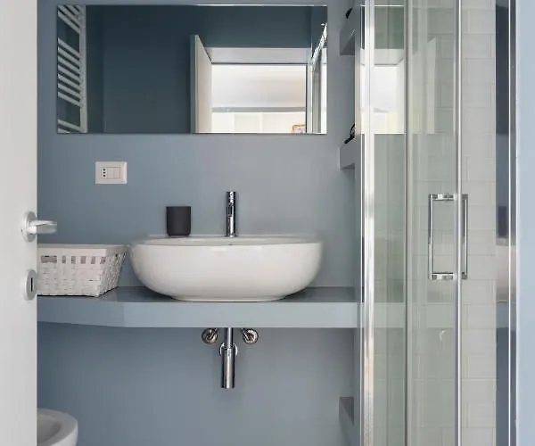 Hostmate - - Vigentina - Porta Romana Διαμέρισμα *