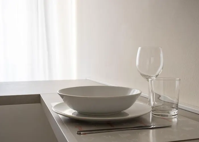 Italianway - The B Village Business * Mailand