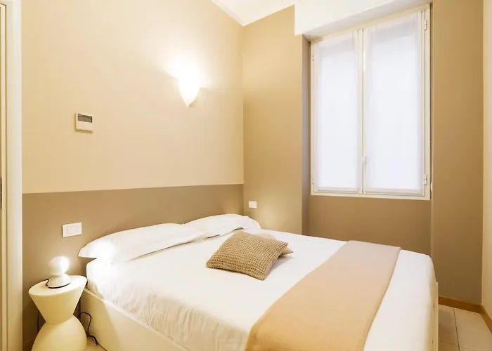 Contempora - Cavallotti 13 - B24 * ميلان