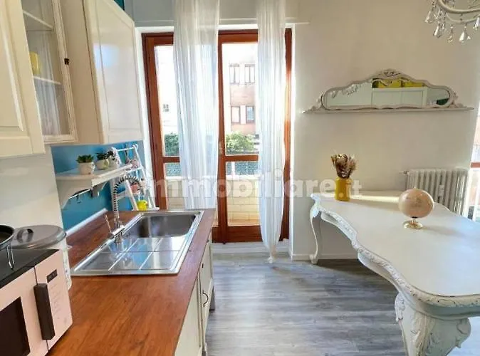 Da Roby, Nick E Ginger Apartman Milánó