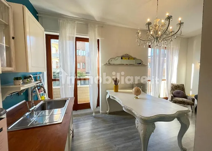 Da Roby, Nick E Ginger アパート *