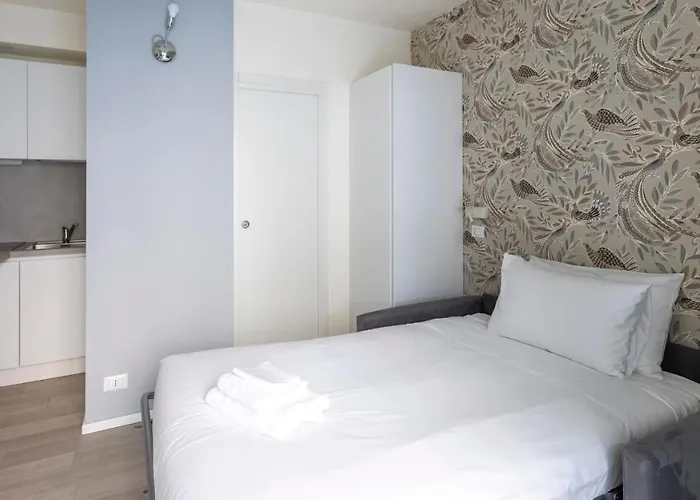 Italianway - The B Village Business Mailand