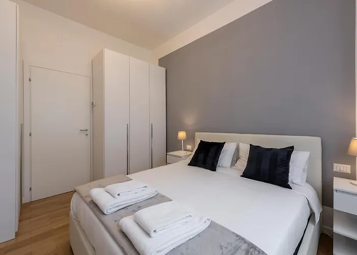 Royal - Centro Cadorna Apartman Milánó