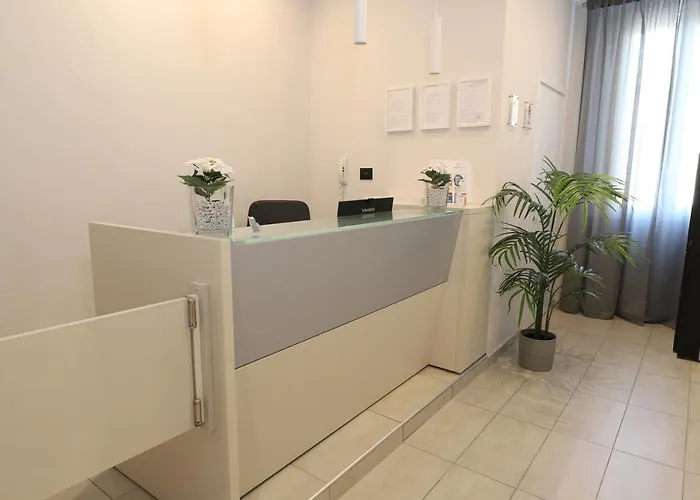 Cadorna Luxury Отель 2*