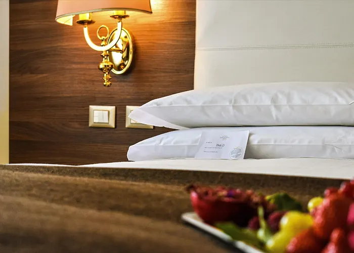 Romana 4* Milan