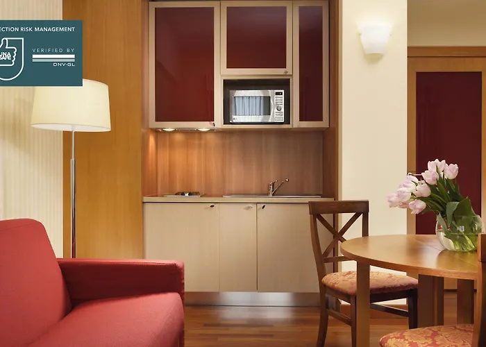 Unaway & Quark Due Apart Otel Milano