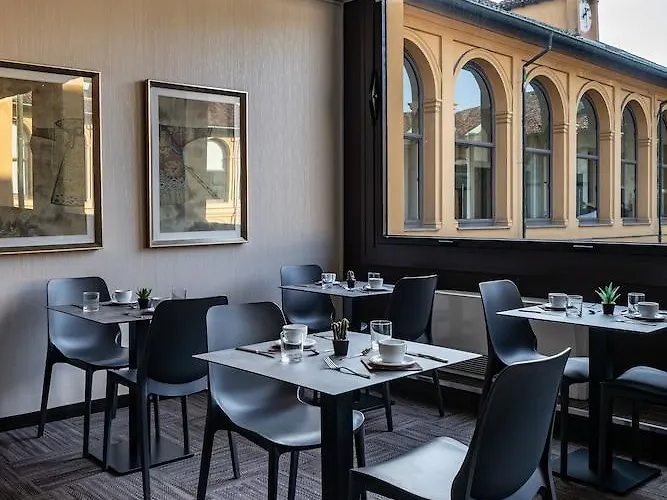 Palazzo Delle Stelline 3*