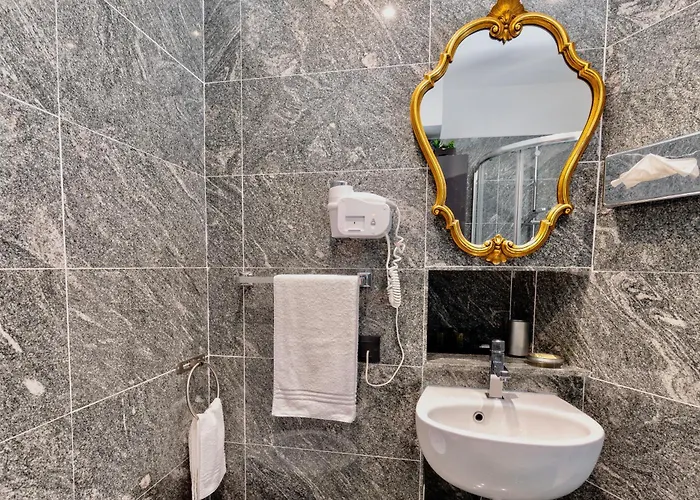Aiello Pensjonat 3*