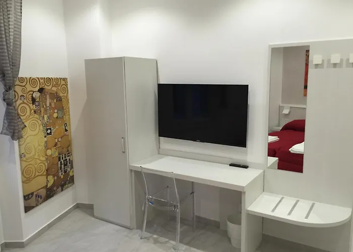 Picaflor Art & בית הארחה מילאנו